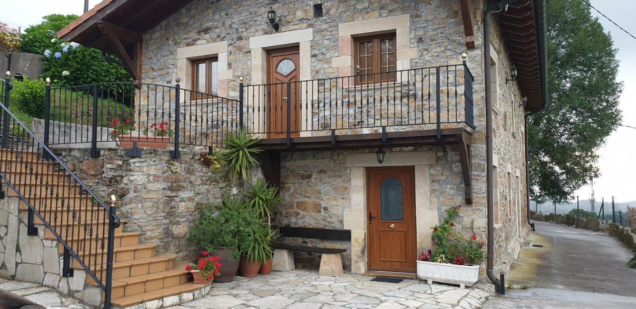 Solorzano La Casa Del Acebal 게스트하우스 외부 사진